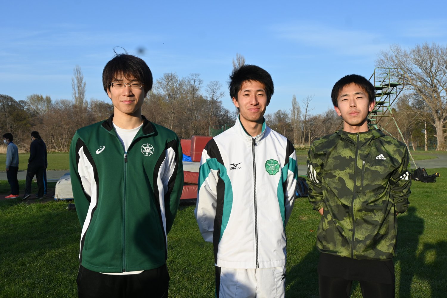 左から宮瀬陸さん、高橋佑輔さん、川瀬育夢さん