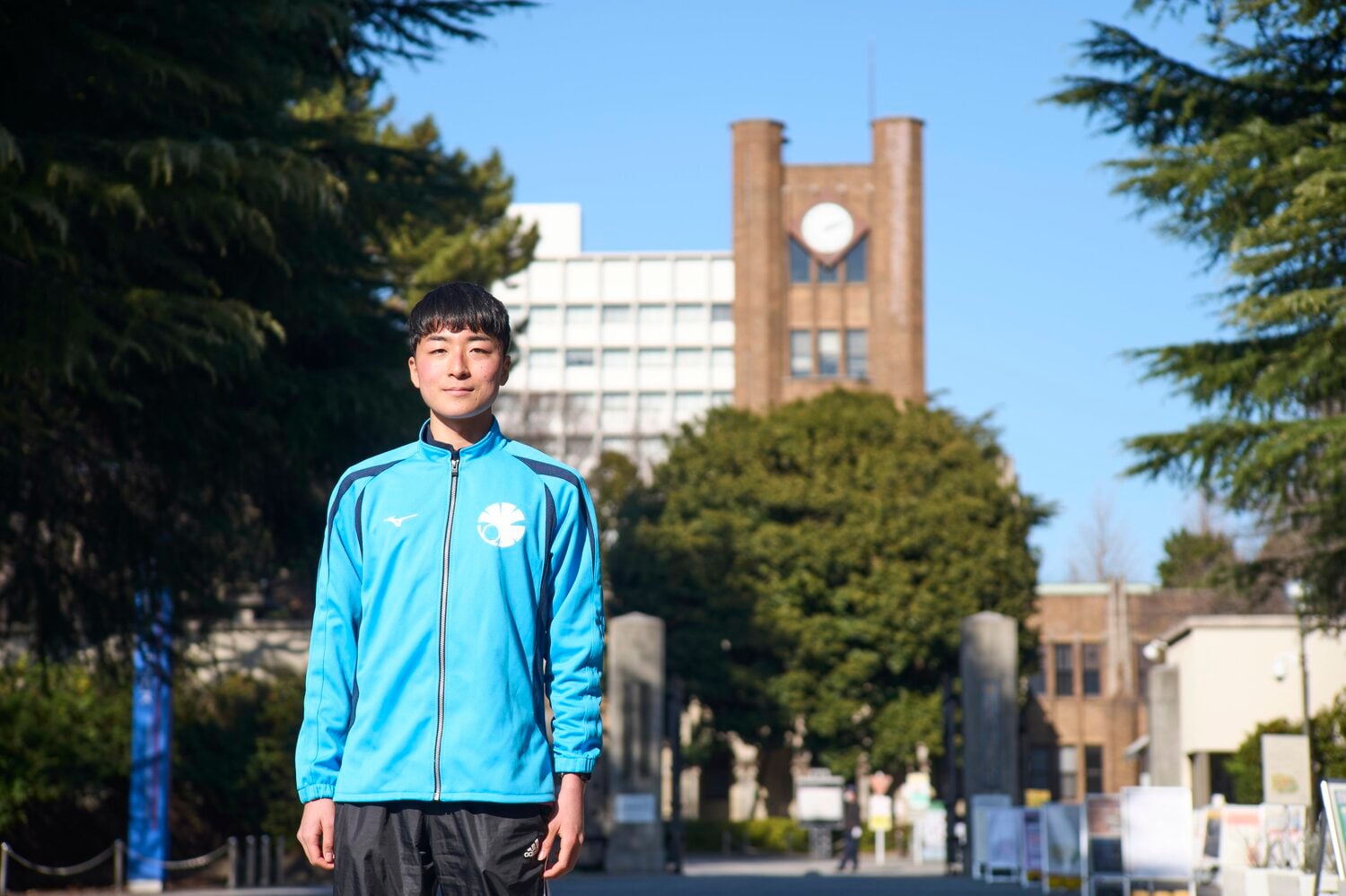 ほぼすべての長距離種目で東大記録を持つ「東大史上最速ランナー」の秋吉（2024年撮影）　©Atsushi Hashimoto