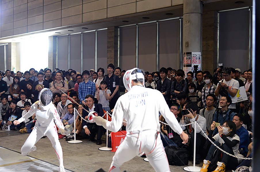 “ニコ超”出展、試合をグローブ座で。フェンシングのチャレンジは続く。＜Number Web＞ photograph by JAPAN FENCING FEDERATION
