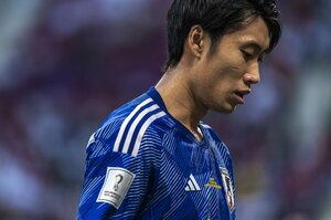 【移籍話】「鎌田大地に年俸8億7000万円オファー報道」ドルトムントの“リアルな懐事情”「固定給ダウン／ボーナス給増」にベテラン名手らの反応は？