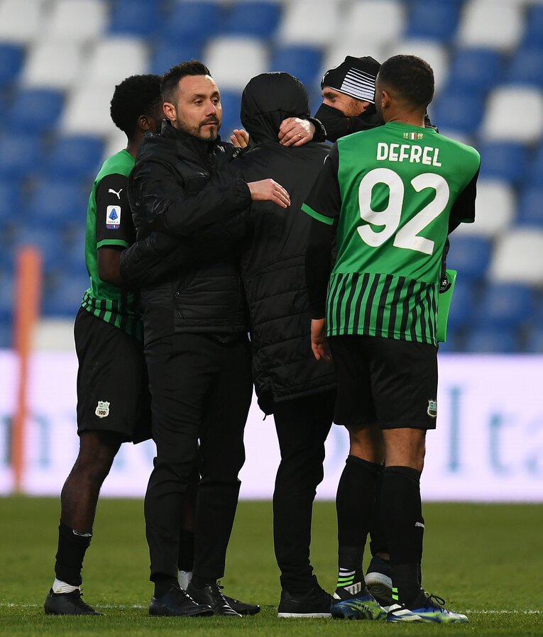 意地を見せたデゼルビ監督らサッスオーロの面々©Getty Images