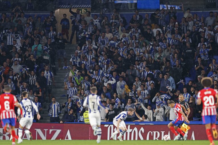 「僕たちの方が勝利に…」久保建英“日本代表とひと味違う”スペインでの素顔と本音「ファンを煽り、強豪DFたちを翻弄」現地カメラマンは見た(14)