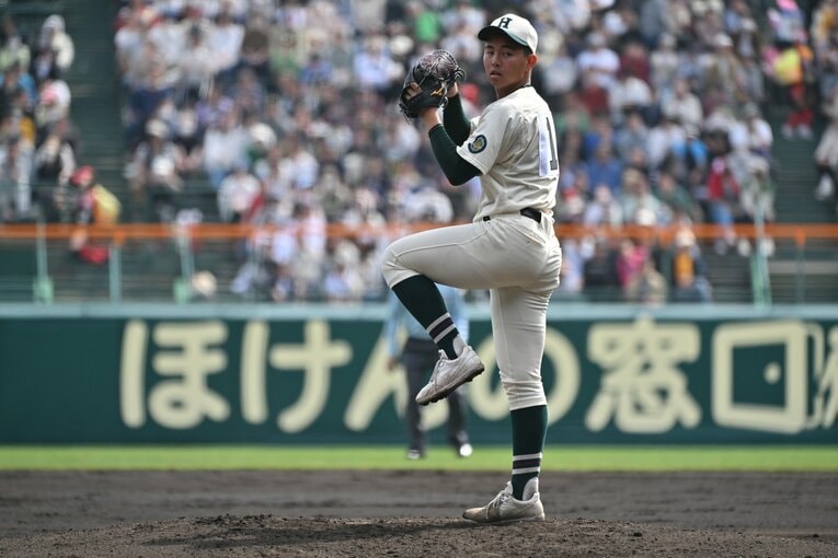 センバツ準優勝の報徳学園のプロ注・間木歩　　©︎Hideki Sugiyama
