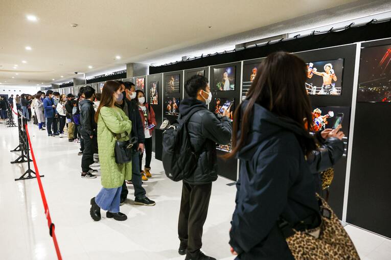 写真展には多くのファンが詰めかけた　©Susumu Nagao