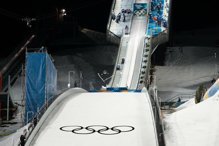 男子ノーマルヒルの2本目、二階堂蓮の大ジャンプ（1枚目／全10枚） ©Tutomu Kishimoto / JMPA