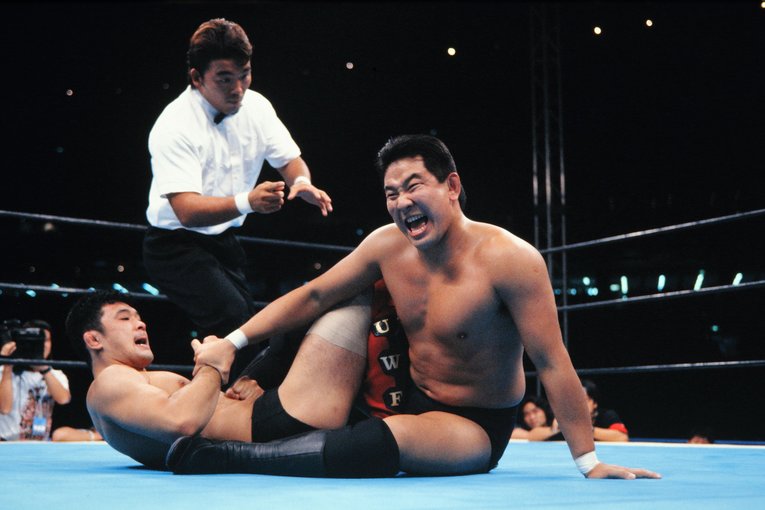 1995年「新日本vs Uインター」第1試合、永田裕志vs桜庭和志　©Yukio Hiraku/AFLO