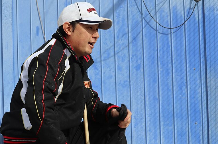 浦和学院を率いる森大監督（34歳／写真は2022年撮影）　©Yuki Kashimoto