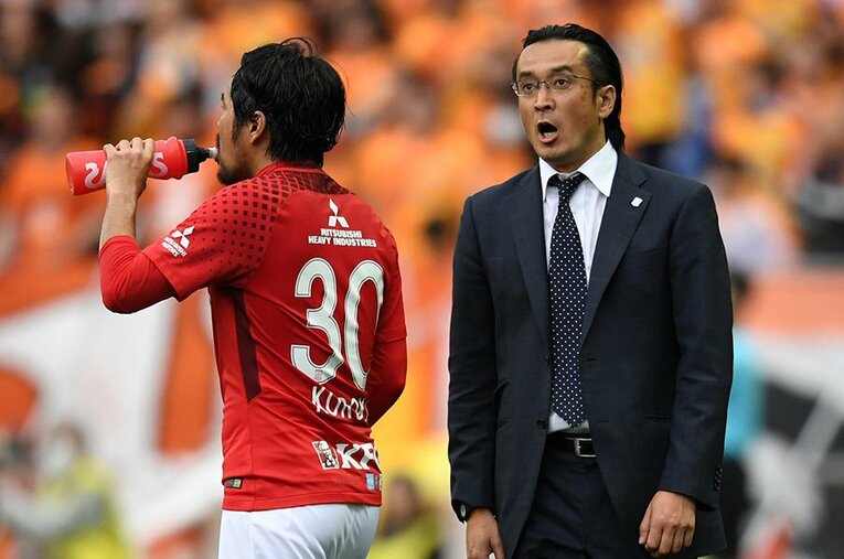 試合中には、選手に対して積極的に声をかける場面も。 ／ photograph by Getty Images