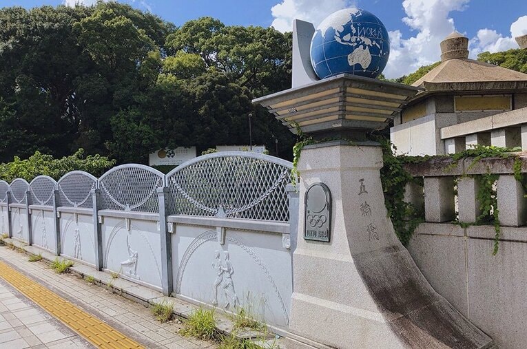 ついに取り壊し、原宿駅の木造駅舎はどうなるのか？ オリンピックに翻弄された若者の聖地の過去と今(9) ／ photograph by NumberWeb編集部