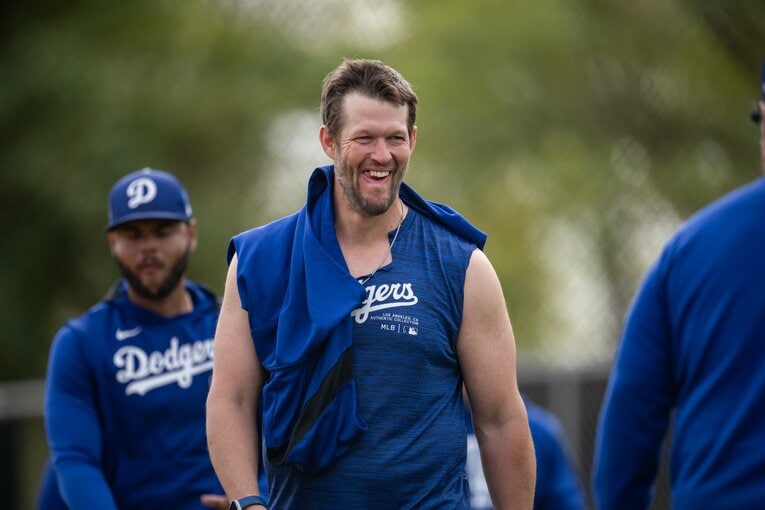 上腕があらわになった2025年のカーショウ。腕がムキムキ…写真はまだまだ続きます　©Nanae Suzuki