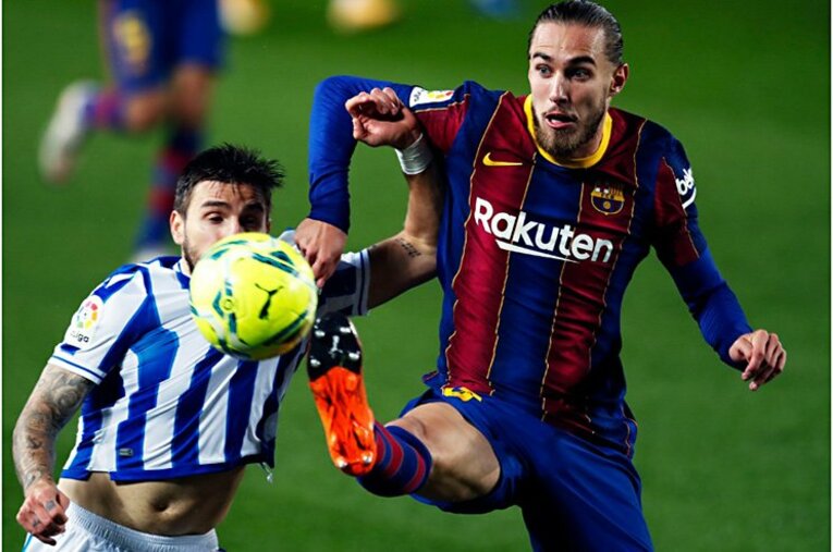 この日先発出場したミンゲサ（右）