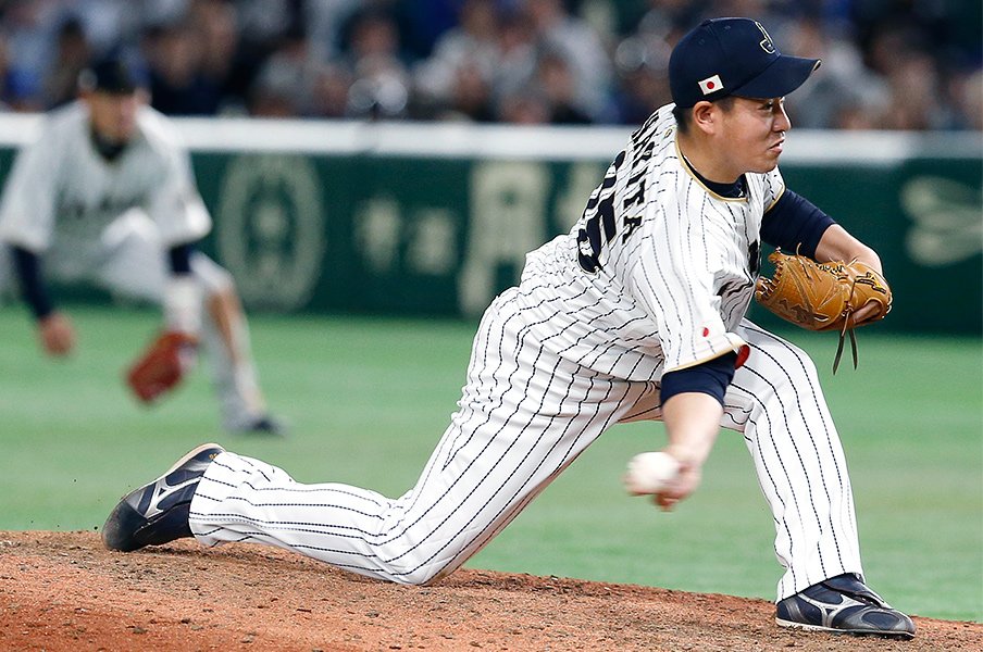 日本のサブマリン投手は美しい 山田久志から牧田和久に流れる伝統 プロ野球 Number Web ナンバー