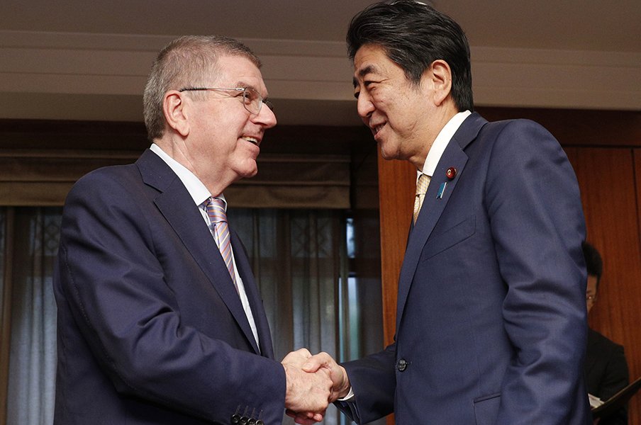 日英の新聞報道を比較して見えた事。五輪延期、主導はIOCか日本か。<Number Web> photograph by Kyodo News