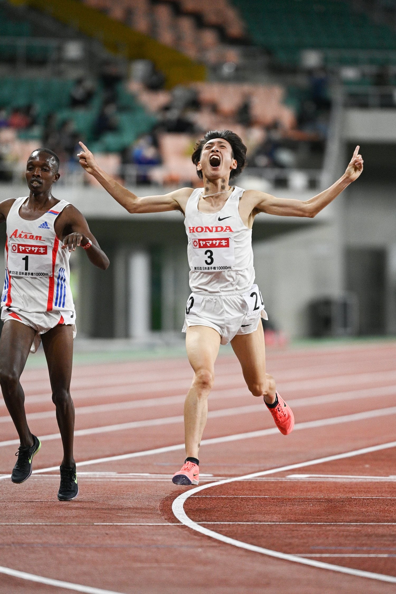 東京国際大OBの伊藤達彦は10000mで五輪出場を決めている　©Asami Enomoto