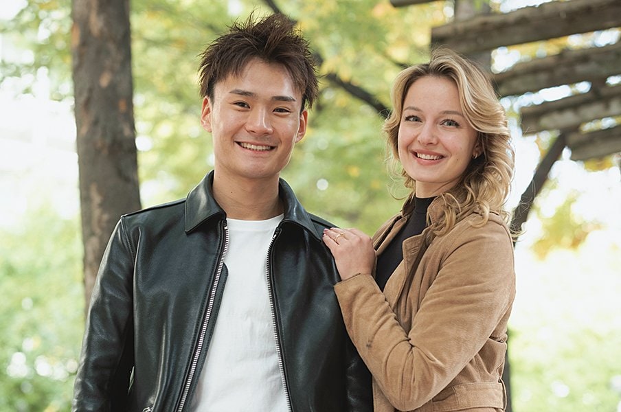 ［国際結婚までの道のり］松山恭助「伝えようとする気持ちが大切」＜Number Web＞ photograph by Wataru Sato