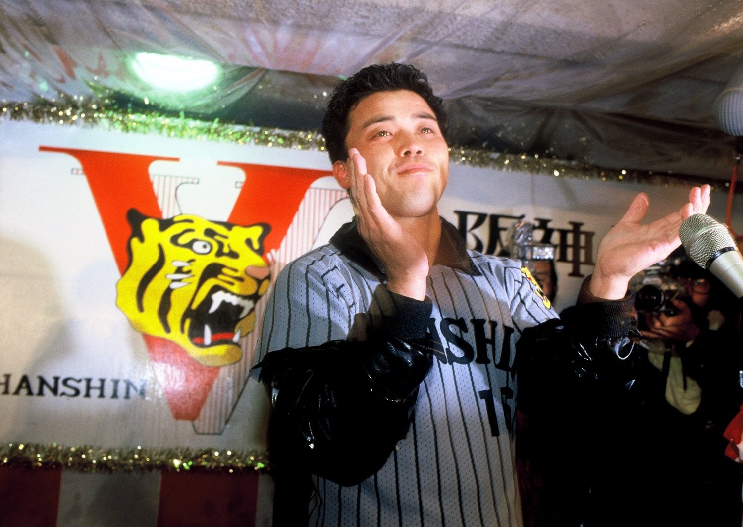 現役時代の岡田　©Sports Graphic Number