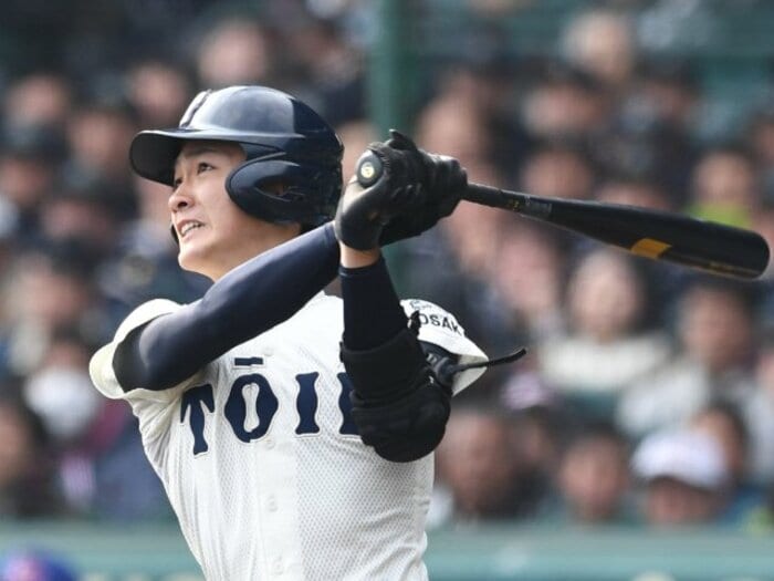 大阪桐蔭野球部の新入生が一番驚くことは? 「最強世代」で最初にブレークした“スーパー1年生”が振り返る16歳の衝撃「1日を乗り越えるのに必死で…」<Number Web> photograph by SANKEI SHIMBUN