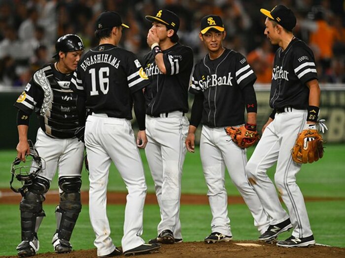 CSを占う3つの視点と膨大なデータ。キーワードはちゃら、時価、救援。＜Number Web＞ photograph by Hideki Sugiyama