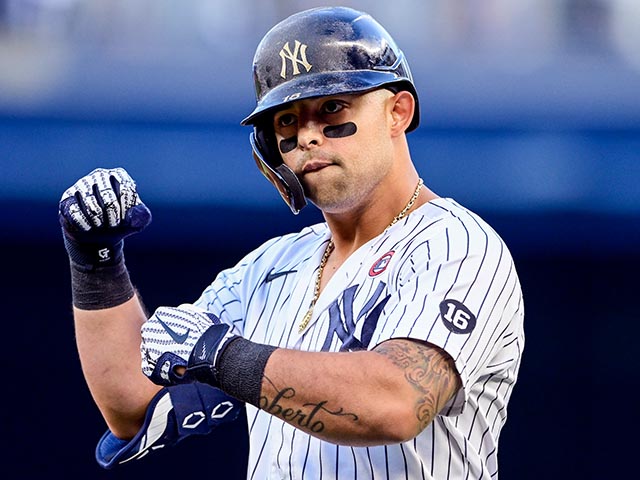 巨人・阿部慎之助監督使用バッティンググローブ（右手のみ）