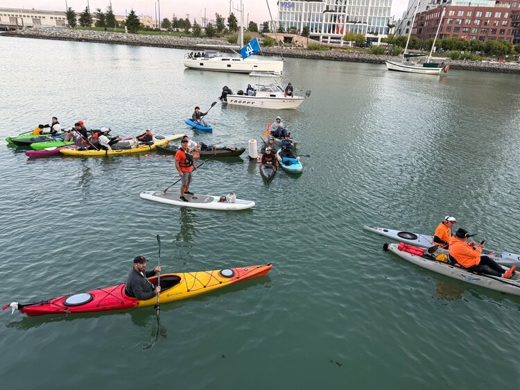 テレビに映らない”大谷翔平「メチャクチャ寒いよ」気温15度で海に