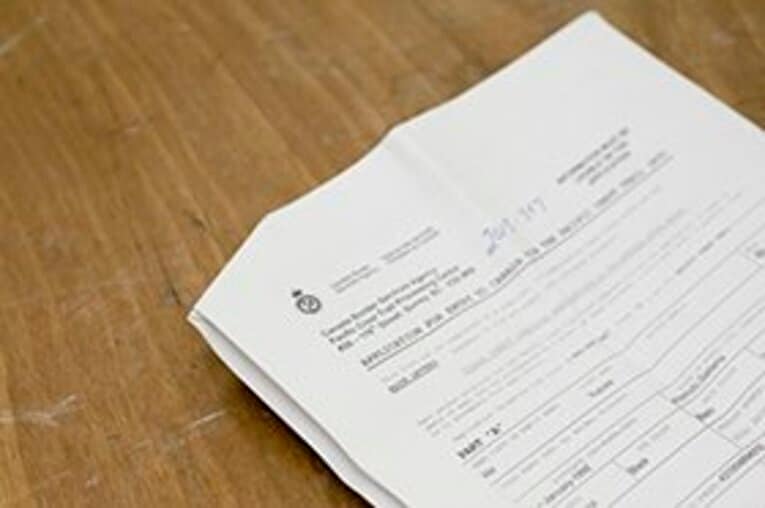 カナダから届いた入国パーミッション。 