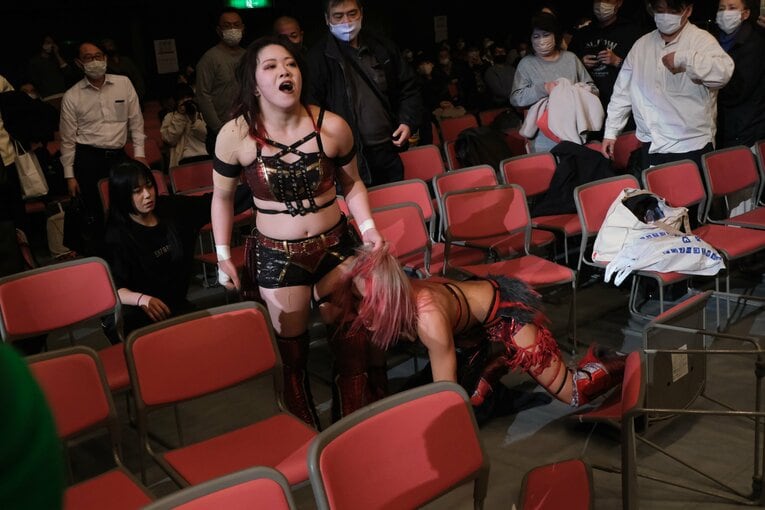 「ジュリアvs鈴季すず」はなぜ“最高に映える”タイトルマッチだったのか？ 試合直後の“姉妹”が明かしたそれぞれの「25分4秒」(31)