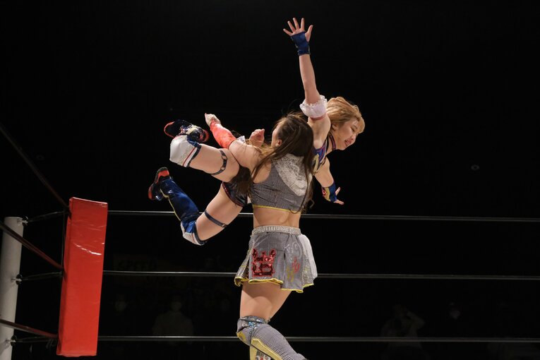 「見に来なくなったファンも…」プロレスとエンタメの狭間で“闘う女優”は何を見せる？ 青野未来の葛藤「ヌルいことをやっていると思われたくない」(78)