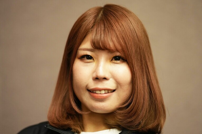 石川奈青。背番号70　©Essei Hara