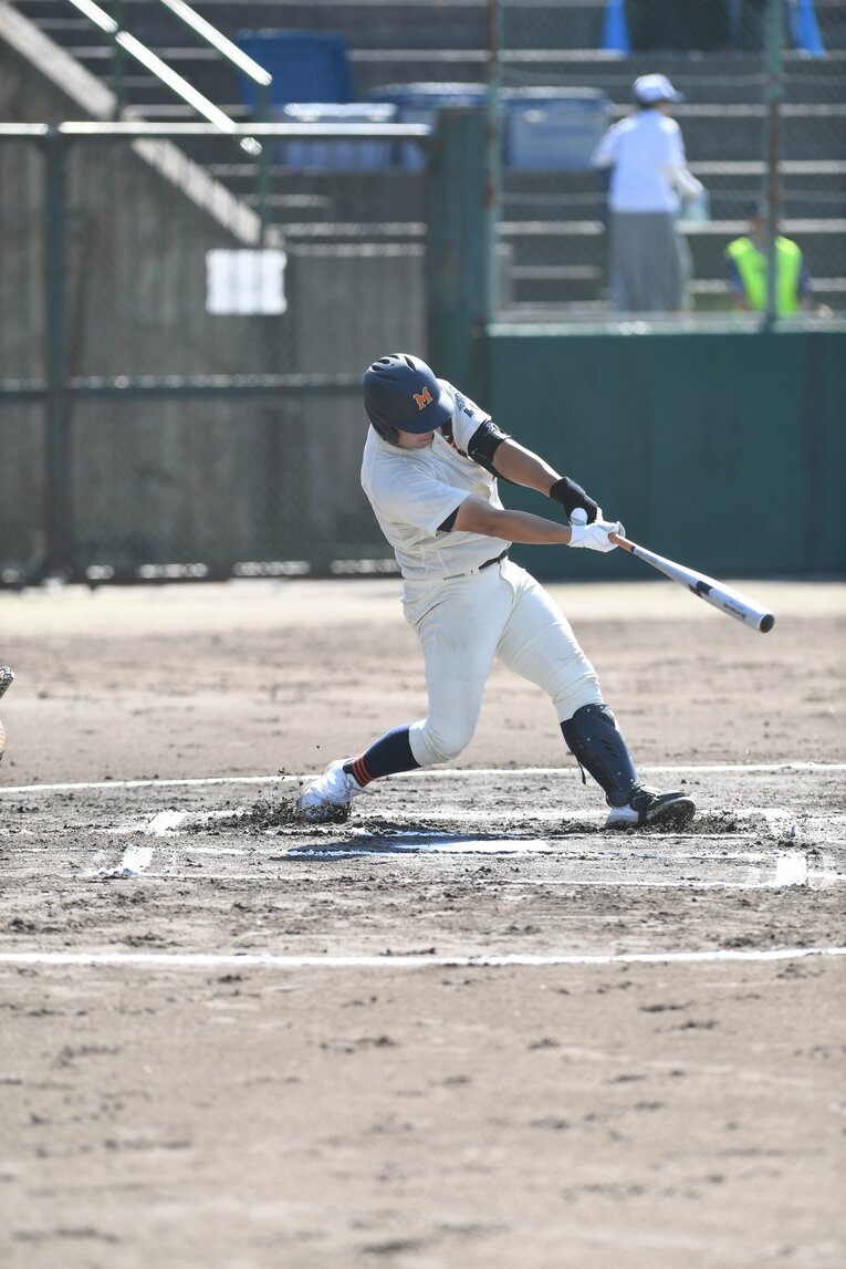 これが髙野颯太「スカウトを驚かせた打席」…復活の1発を連続写真で見る（全6枚の3枚目）　©Kota Inoue
