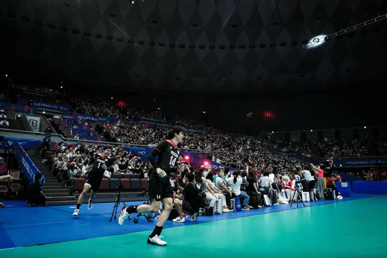ネーションズリーグ・ブラジル戦　©︎FIVB
