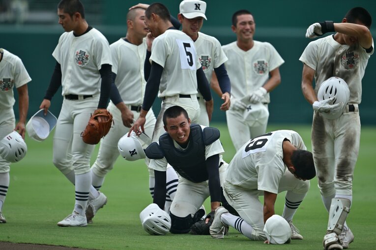 見てて泣ける…最高の試合だった【テレビに映らない】甲子園決勝の決定的瞬間（計50枚超）。写真はまだまだ続きます　©Hideki Sugiyama