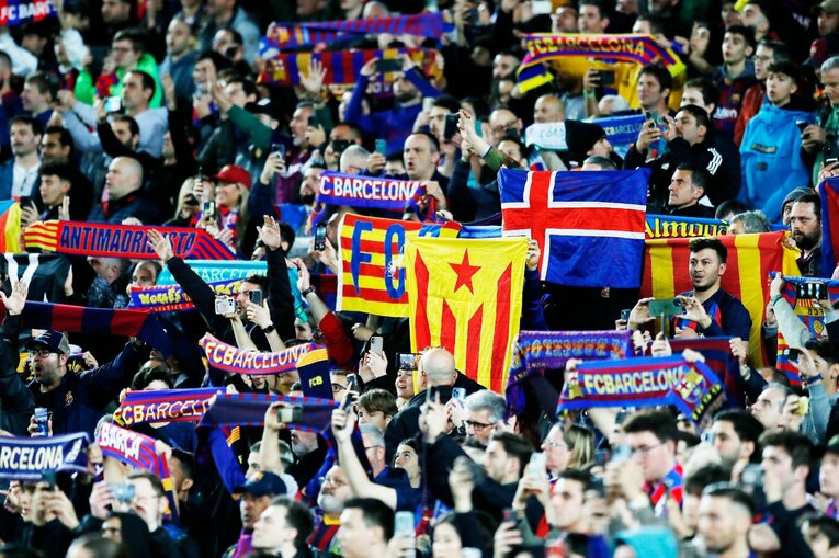 「バルサがメッシ退団後初のリーガ制覇」間近なクラシコの“喜びと憎しみ、一瞬のリスペクト”を撮った「18歳ガビが倒れたレアルDFを…」(10)