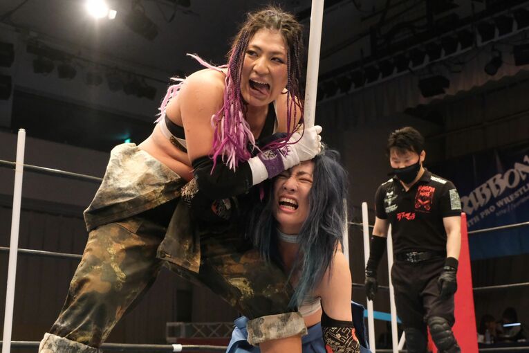 世羅りさvs山下りな