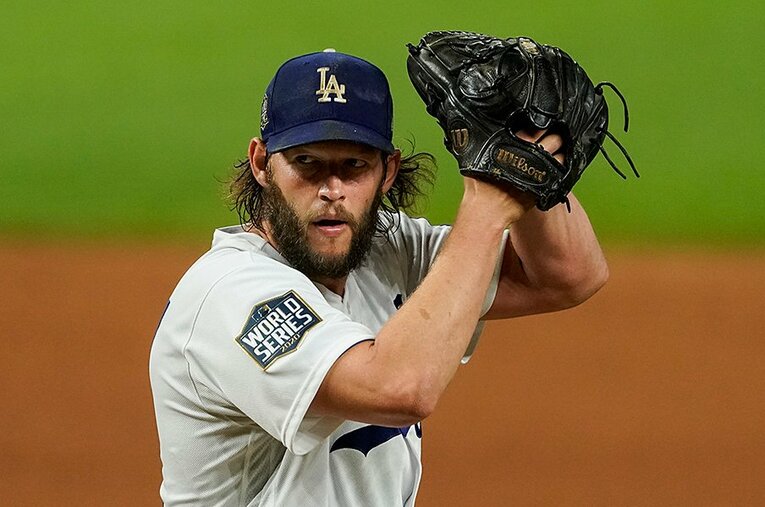 過去3度サイヤング賞を受賞しているカーショー。ポストシーズンに弱いという汚名を返上し、ドジャースを勝利に導けるか ／ photograph by Getty Images