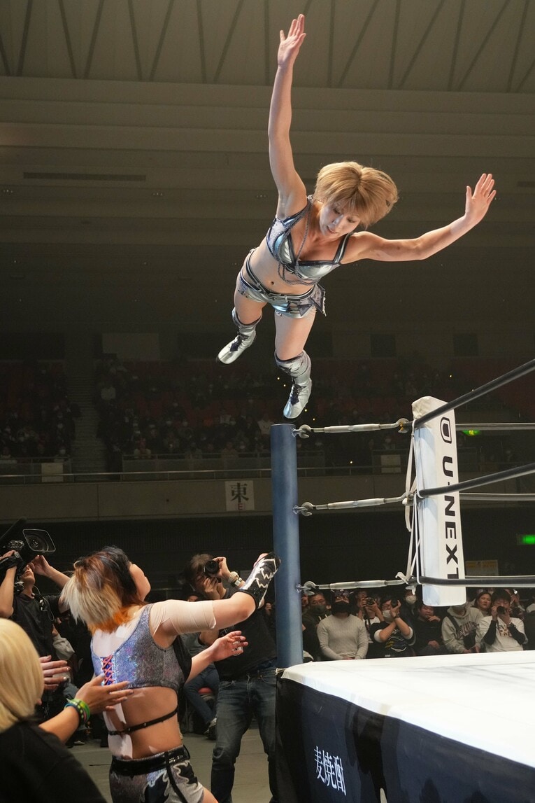 MIRAIと安納サオリによる白いベルト戦　©Essei Hara