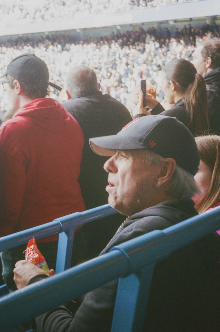 ルートンのサポーター　©︎Yudai Emmei