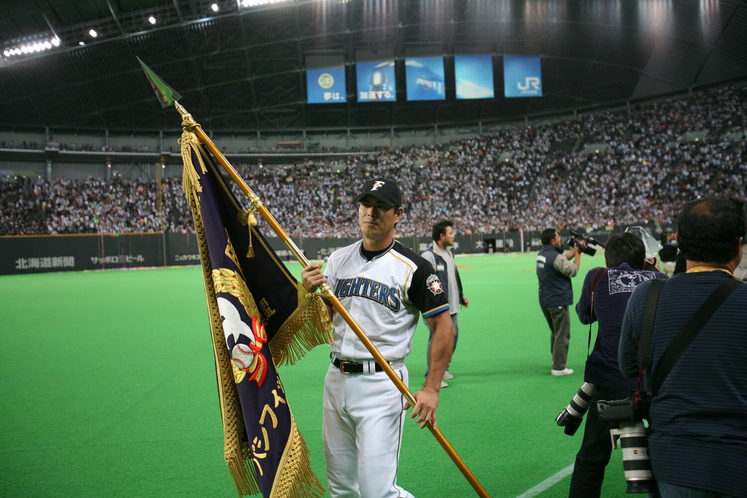 「ミスター・ファイターズ」と呼ばれた田中幸雄は高田さんの記憶に残るルーキーだという。写真は2007年CS　©BUNGEISHUNJU