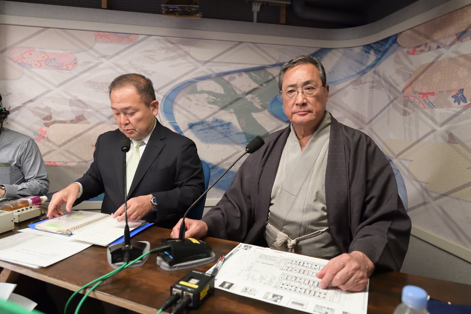 NHKの大相撲中継の解説者としても人気だった　©BUNGEISHUNJU