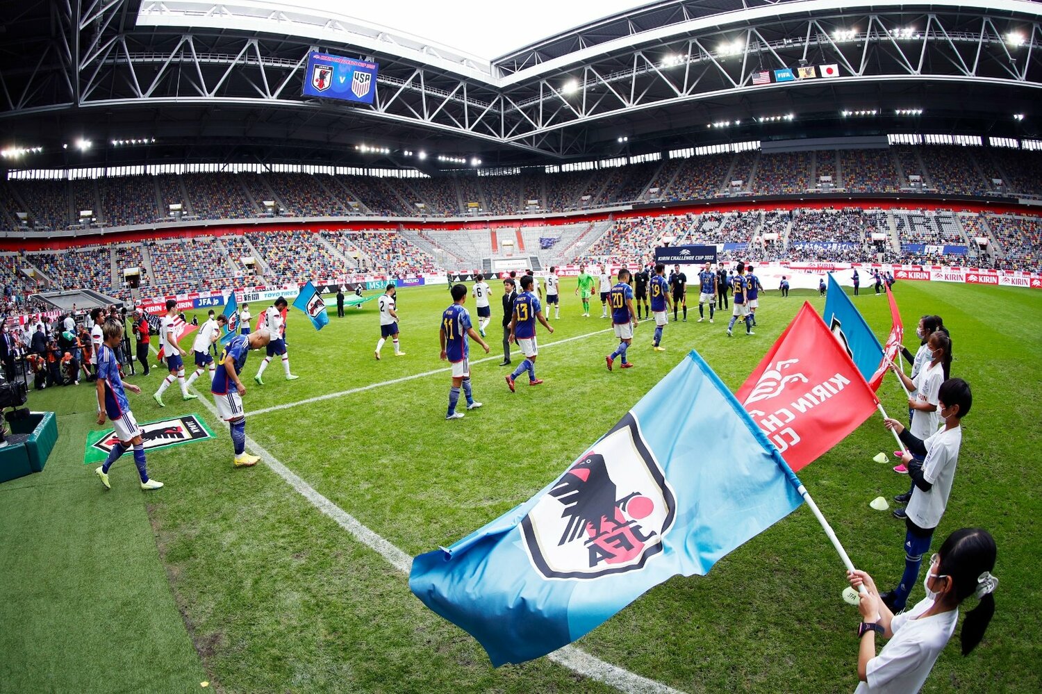 ※クリック、スワイプすると日本vsアメリカの写真をご覧になれます