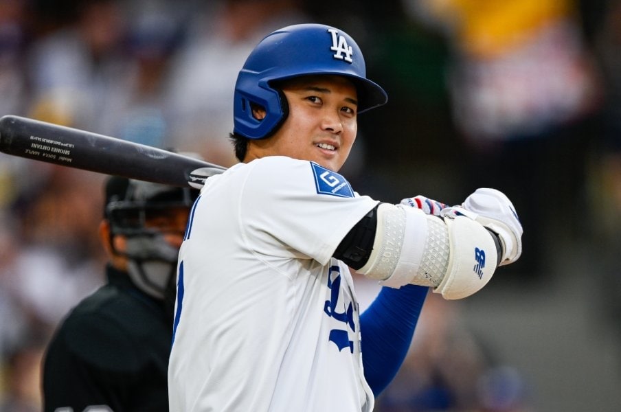 「MVP争いは大谷より“カブス選手”が優位」「誰もオオタニに勝てない」割れた大谷翔平のMVP予想…米国選手・記者に聞く「大谷翔平の今シーズン評価」＜Number Web＞ photograph by Nanae Suzuki
