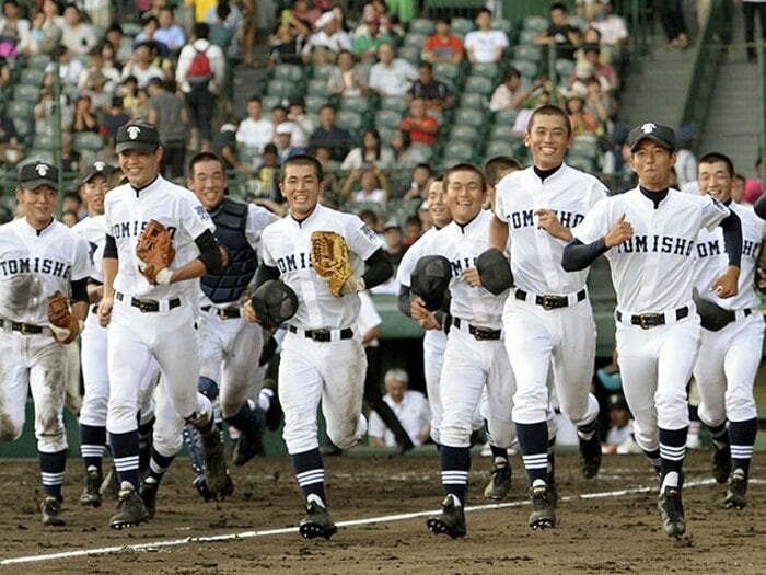 今夏の甲子園に漂う「荒れる」予感。逆転、スタンドの空気、そして東海!?＜Number Web＞ photograph by Kyodo News