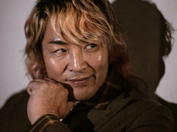 棚橋弘至が“アントニオ猪木の等身大パネル”を道場から外した日「都合のいい話ですが…」新日本のエースが告白する“歴史の分岐点”の話<Number Web> photograph by Takuya Sugiyama