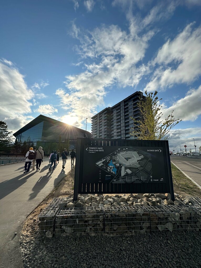 「神殿」のようなエスコンフィールド（2／2枚）