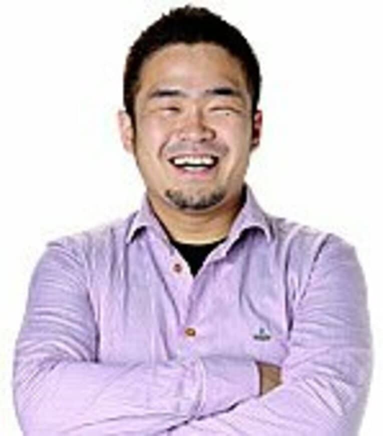 ミムラユウスケ
1982年生まれ。ドイツW杯時、金子達仁氏のドライバーを務めたのがきっかけでこの世界に。'09年よりドイツ在住。地の利とフットワークを生かし、毎週末ドイツ各地のブンデスリーガを取材している。Number Webに「ブンデスリーガ蹴球白書」を好評連載中。