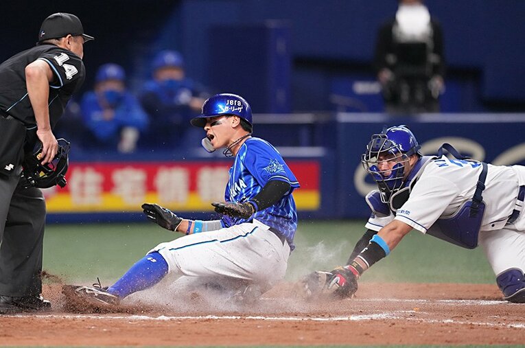 関根大気はDeNAで生き残るため、日々努力し続けている ／ photograph by Sankei Shimbun