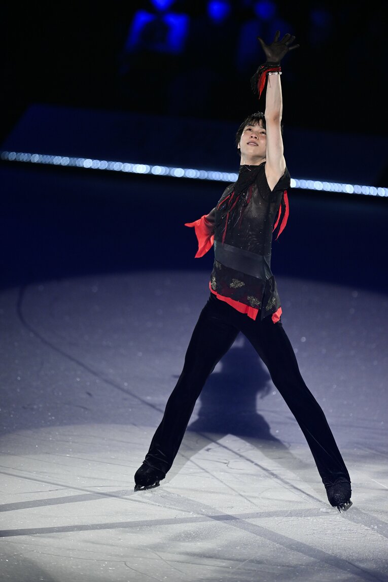 「1番、羽生結弦さん」“企画もプロデュースも出演も”羽生結弦…記者が驚いたプロ初のアイスショーの中身「まさか90分を1人で…」(17)