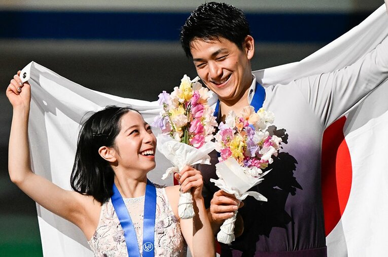 2023年の世界選手権で優勝を果たした「りくりゅうペア」こと三浦璃来と木原龍一　©Asami Enomoto