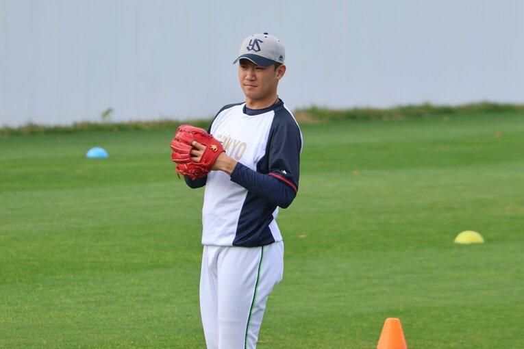 キャンプでの奥川　©Fumi Sawai