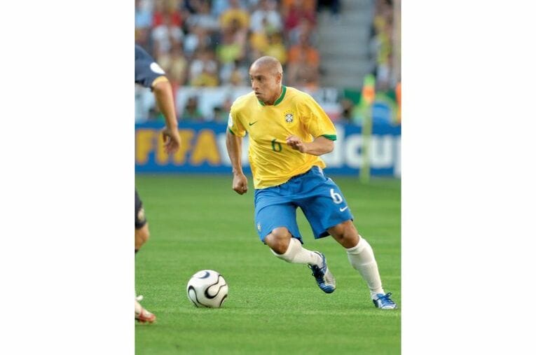 ロベルト・カルロス ／ photograph by ©L’Équipe