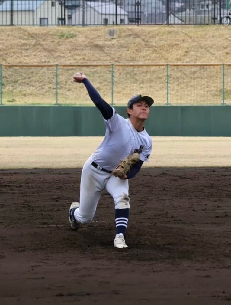投球する吉満。春の大会1回戦ではノーヒットノーランも達成　©Fumi Sawai